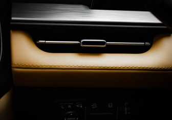 Подержанный автомобиль Changan Hunter Plus 2023 года (13 фото)