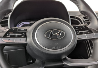 Подержанный автомобиль Hyundai Tucson 2023 года (24 фото)
