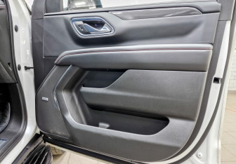 Подержанный автомобиль Chevrolet Tahoe 2021 года (24 фото)