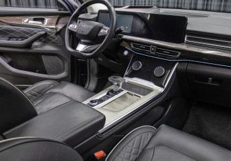 Подержанный автомобиль Exeed VX 2022 года (9 фото)