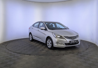 Подержанный автомобиль Hyundai Solaris Sedan 2016 года (3 фото)