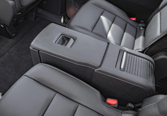 Новый Peugeot Traveller 2025 (10 фото)