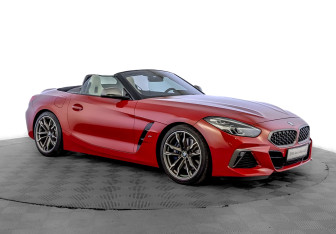 Подержанный автомобиль BMW Z4 Roadster 2021 года (3 фото)