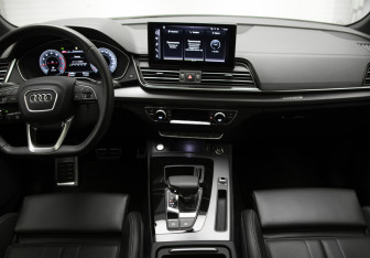 Подержанный автомобиль Audi Q5 2024 года (20 фото)