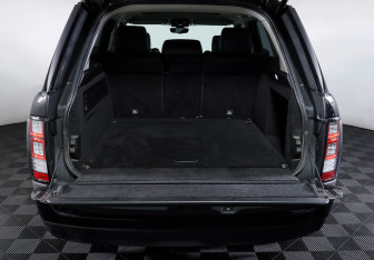 Подержанный автомобиль Land Rover Range Rover 2017 года (10 фото)