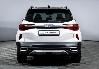 Подержанный автомобиль Kia Seltos 2022 года (6 фото)