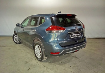 Подержанный автомобиль Nissan X-Trail 2018 года (6 фото)