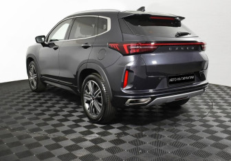 Подержанный автомобиль Exeed LX 2022 года (3 фото)