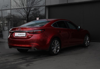 Подержанный автомобиль Mazda 6 Sedan 2019 года (4 фото)