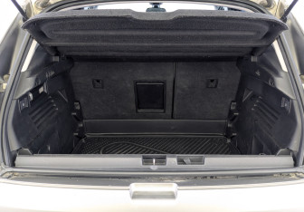 Подержанный автомобиль Peugeot 3008 2012 года (10 фото)