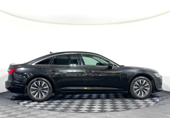 Подержанный автомобиль Audi A6 Sedan 2021 года (4 фото)