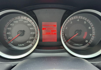 Подержанный автомобиль Mitsubishi Lancer Sedan 2008 года (12 фото)