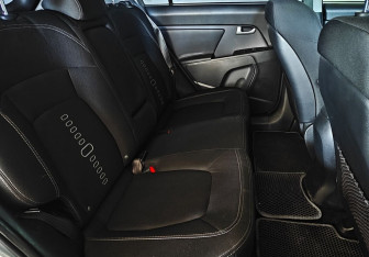 Подержанный автомобиль Kia Sportage 2011 года (11 фото)