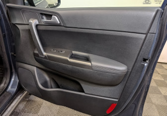 Подержанный автомобиль Kia Sportage 2020 года (24 фото)