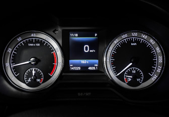 Подержанный автомобиль Skoda Octavia Liftback 2017 года (10 фото)