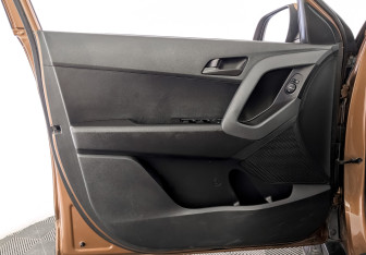 Подержанный автомобиль Hyundai Creta 2019 года (19 фото)