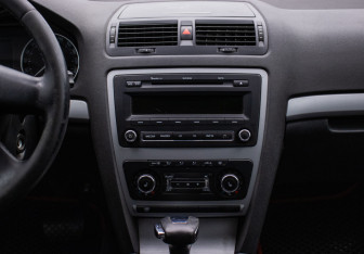 Подержанный автомобиль Mitsubishi Pajero Sport 2020 года (14 фото)