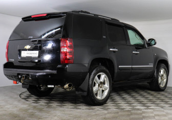 Подержанный автомобиль Chevrolet Tahoe 2008 года (3 фото)