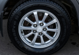 Подержанный автомобиль Mitsubishi ASX 2012 года (17 фото)