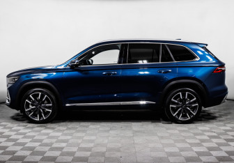 Подержанный автомобиль Geely Monjaro 2023 года (8 фото)