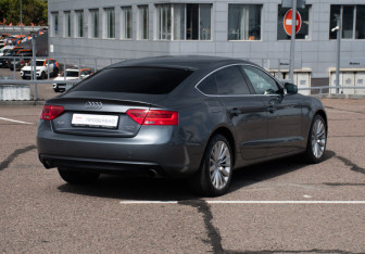 Подержанный автомобиль Audi A5 Liftback 2013 года (5 фото)