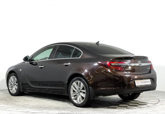 Подержанный автомобиль Opel Insignia Sedan 2014 года (7 фото)