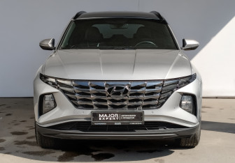 Подержанный автомобиль Hyundai Tucson 2023 года (2 фото)