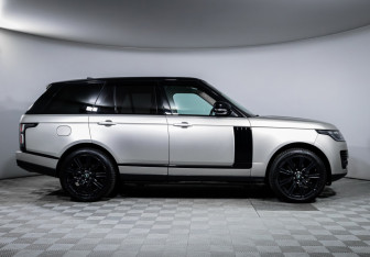 Подержанный автомобиль Land Rover Range Rover 2018 года (4 фото)