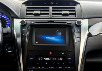 Подержанный автомобиль Toyota Camry Sedan 2016 года (15 фото)