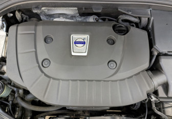Подержанный автомобиль Volvo XC60 2013 года (9 фото)