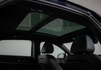 Подержанный автомобиль Kia K5 2021 года (18 фото)