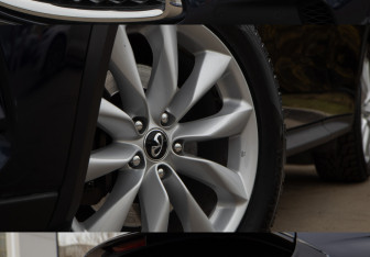 Подержанный автомобиль Infiniti QX50 2018 года (18 фото)