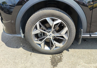Подержанный автомобиль Haval F7x 2023 года (12 фото)
