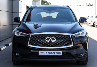 Подержанный автомобиль Infiniti QX50 2021 года (2 фото)