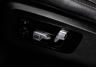 Подержанный автомобиль BMW X5 2019 года (15 фото)