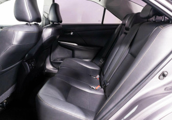 Подержанный автомобиль Toyota Camry Sedan 2016 года (15 фото)