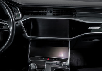 Подержанный автомобиль Audi A6 Sedan 2021 года (13 фото)
