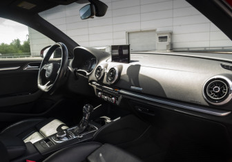 Подержанный автомобиль Audi A3 Sedan 2019 года (12 фото)