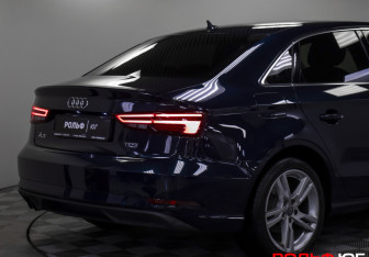 Подержанный автомобиль Audi A3 Sedan 2018 года (27 фото)