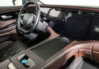 Подержанный автомобиль Exeed VX 2023 года (9 фото)