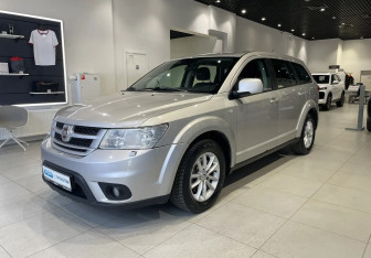Подержанный автомобиль Fiat Freemont 2013 года (1 фото)