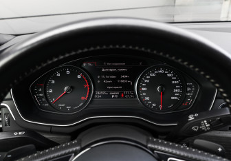 Подержанный автомобиль Audi A5 Coupe 2016 года (12 фото)
