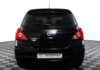 Подержанный автомобиль Nissan Tiida Hatchback 2012 года (6 фото)