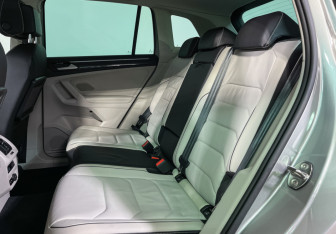 Подержанный автомобиль Volkswagen Tiguan 2020 года (10 фото)