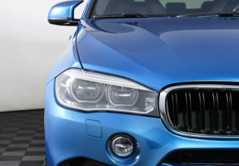 Подержанный автомобиль BMW X6 M 2018 года (27 фото)