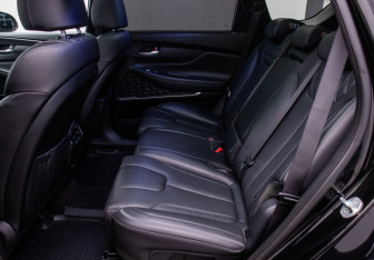 Подержанный автомобиль Hyundai Santa Fe 2021 года (11 фото)