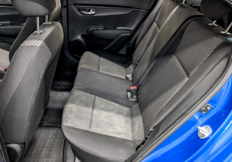 Подержанный автомобиль Kia Rio Hatchback 2020 года (12 фото)