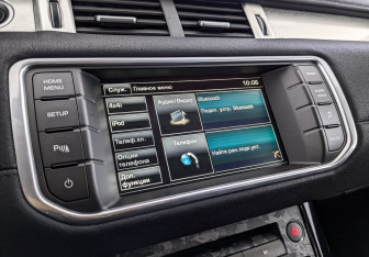 Подержанный автомобиль Land Rover Range Rover Evoque 2014 года (26 фото)