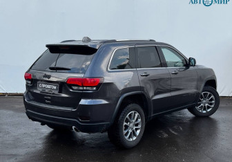 Подержанный автомобиль Jeep Grand Cherokee 2014 года (8 фото)