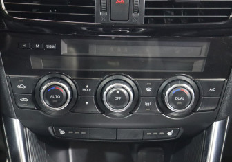 Подержанный автомобиль Mazda CX-5 2013 года (19 фото)